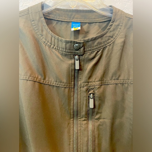 Old Navy Sleeveless Olive Green Romper Preloved Size: XL Petite - Picture 7 of 16